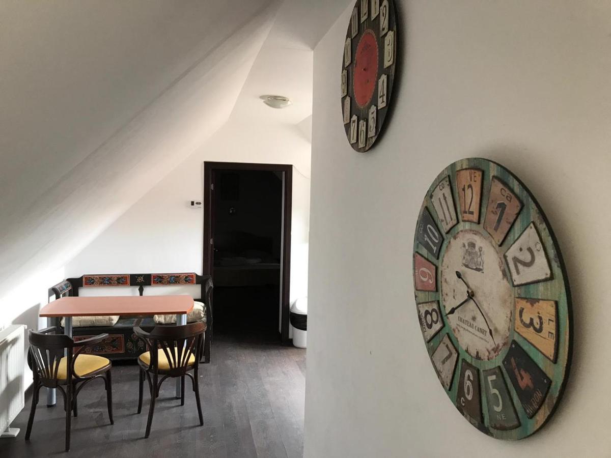 La Nuc Residence Braşov Buitenkant foto