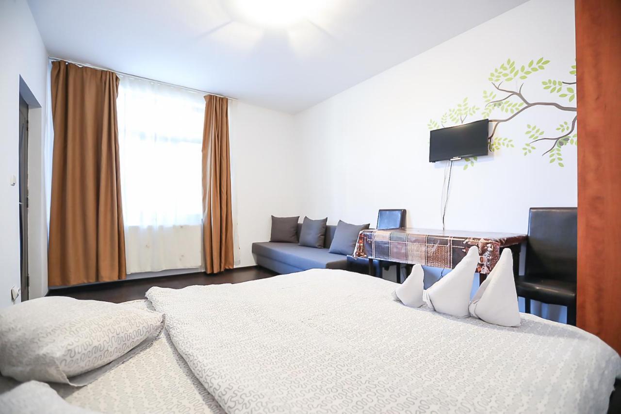 La Nuc Residence Braşov Buitenkant foto